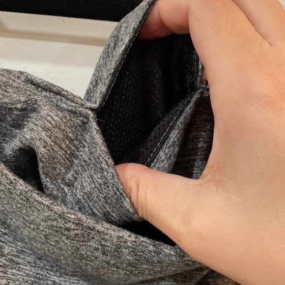 FEAT blanket blend move shorts - XL EUC - Picture 7 of 11